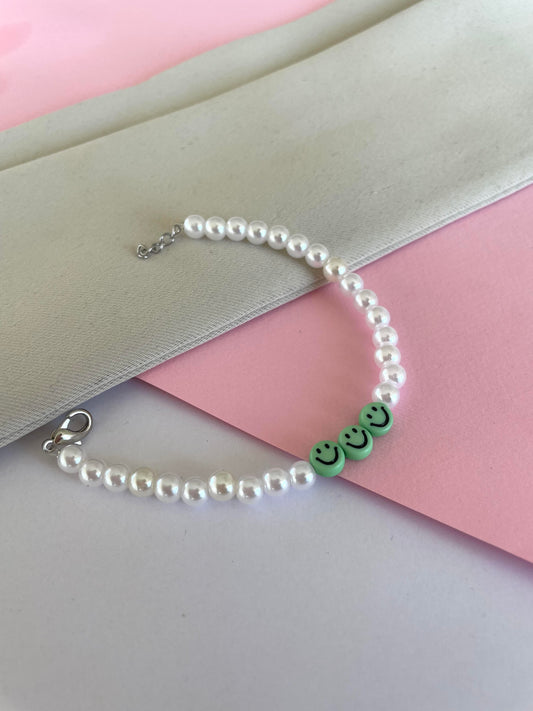 Triple Smile Pearl Bracelet